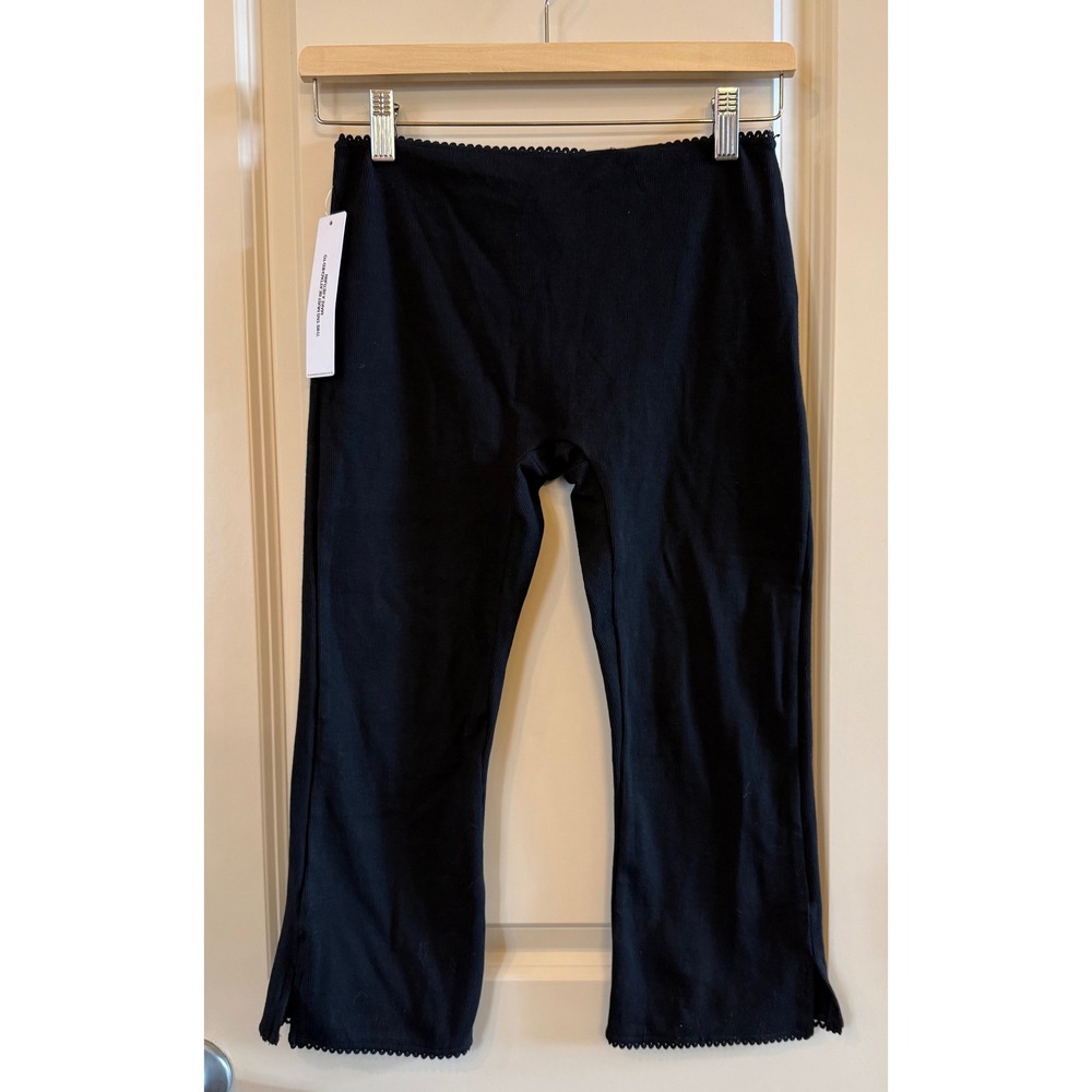 Princess Polly Women's NWT Baseline Rib Capri Pants Black Scalloped Trim Size 4